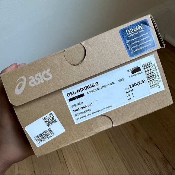 ASICS GEL NIMBUS 9 SNEAKERS IN CREAM AND BARELY ROSE - Picture 8 of 9